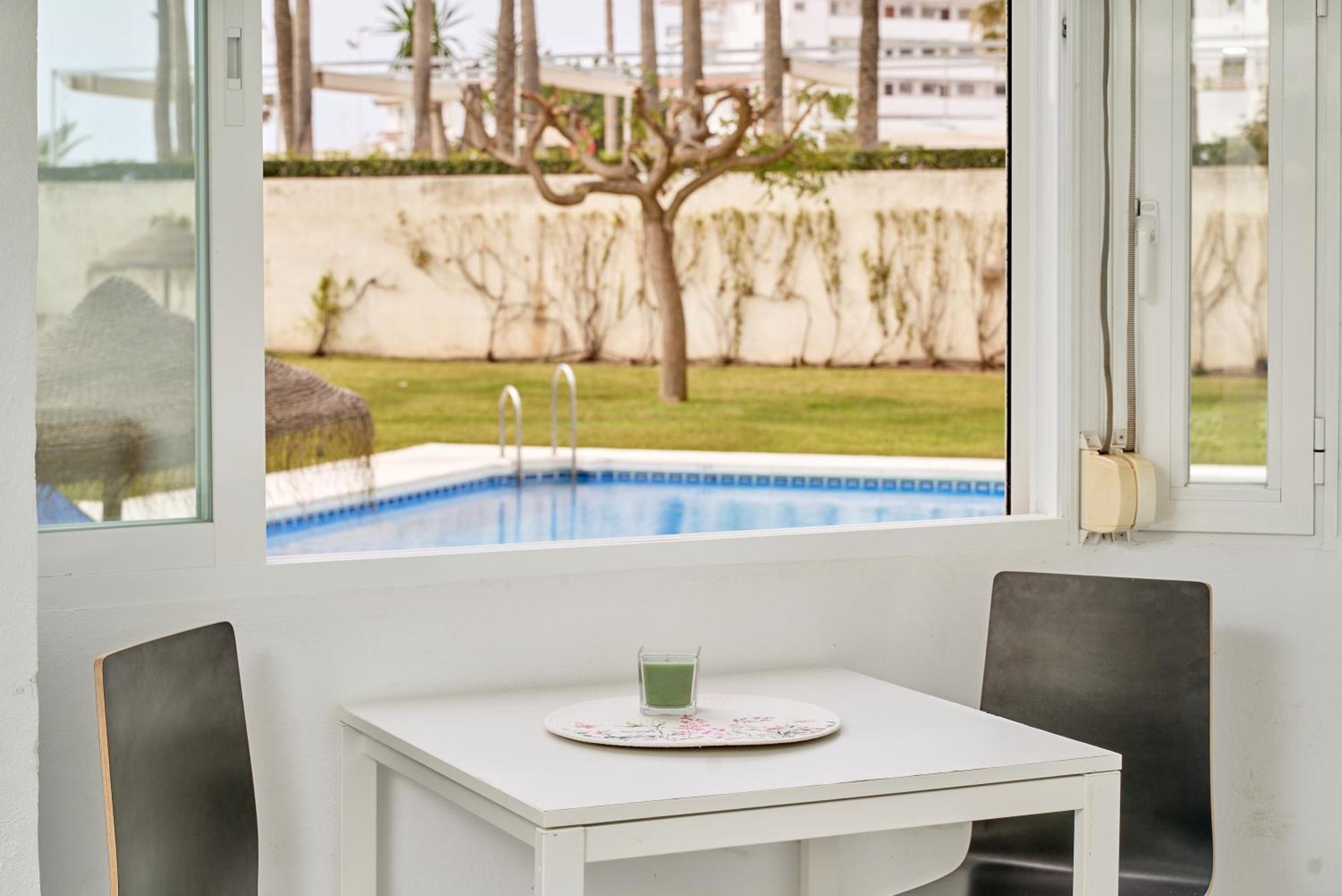 Comfortable Studio Apt Nerja Exteriör bild