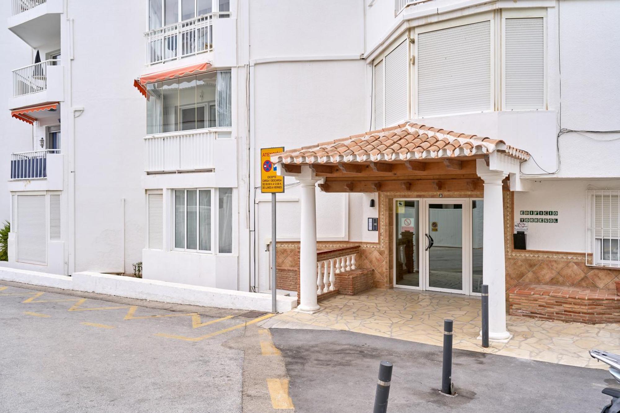 Comfortable Studio Apt Nerja Exteriör bild
