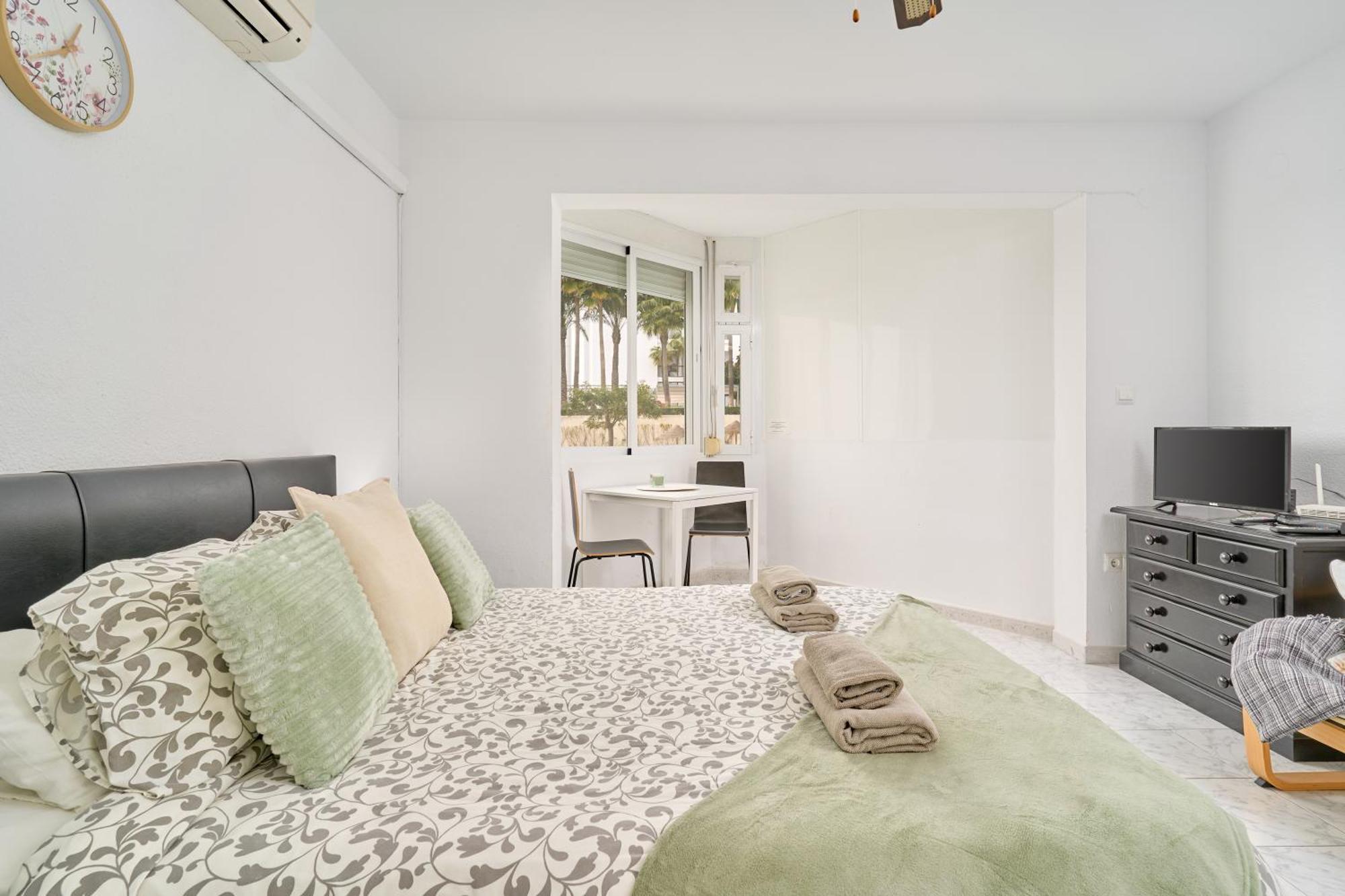 Comfortable Studio Apt Nerja Exteriör bild